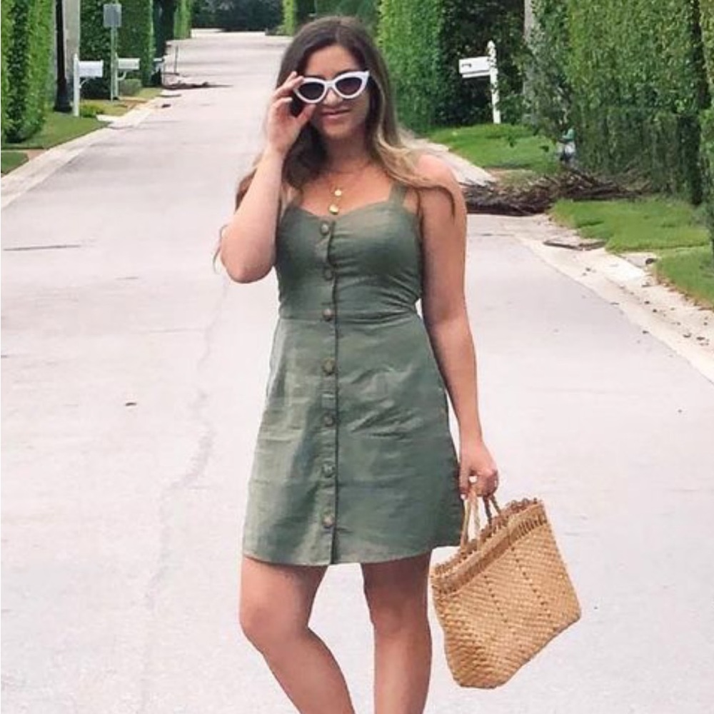 Green abercrombie and Fitch dress. Size small only worn once